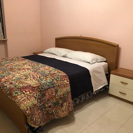 A Quattro Passi Dal Centro דירה *